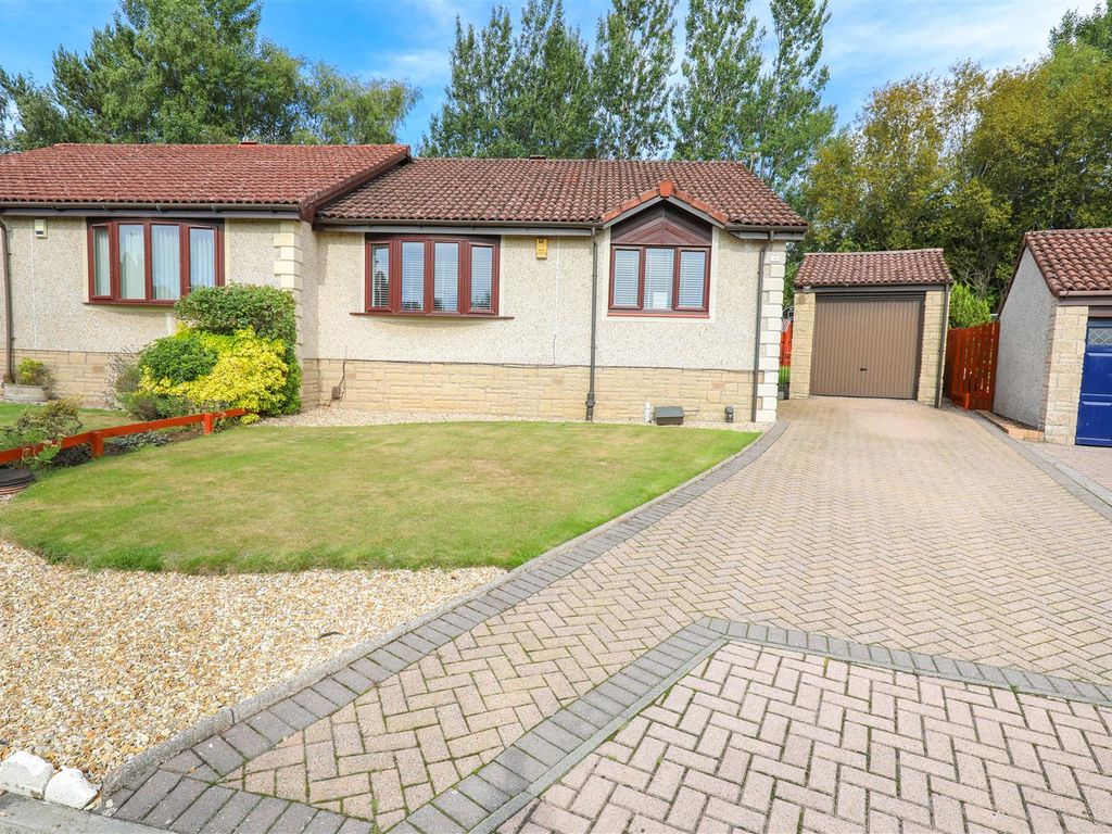 3 bed semidetached bungalow for sale in Colquhoun Avenue, Glenrothes