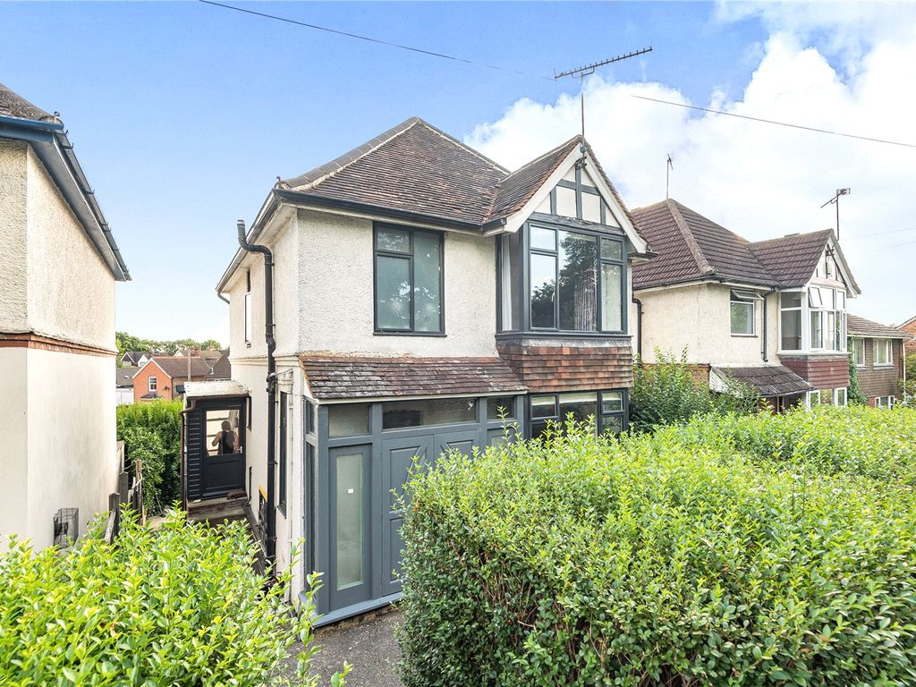 3 bed detached house for sale in Ash Hill Road, Ash, Surrey GU12 Zoopla