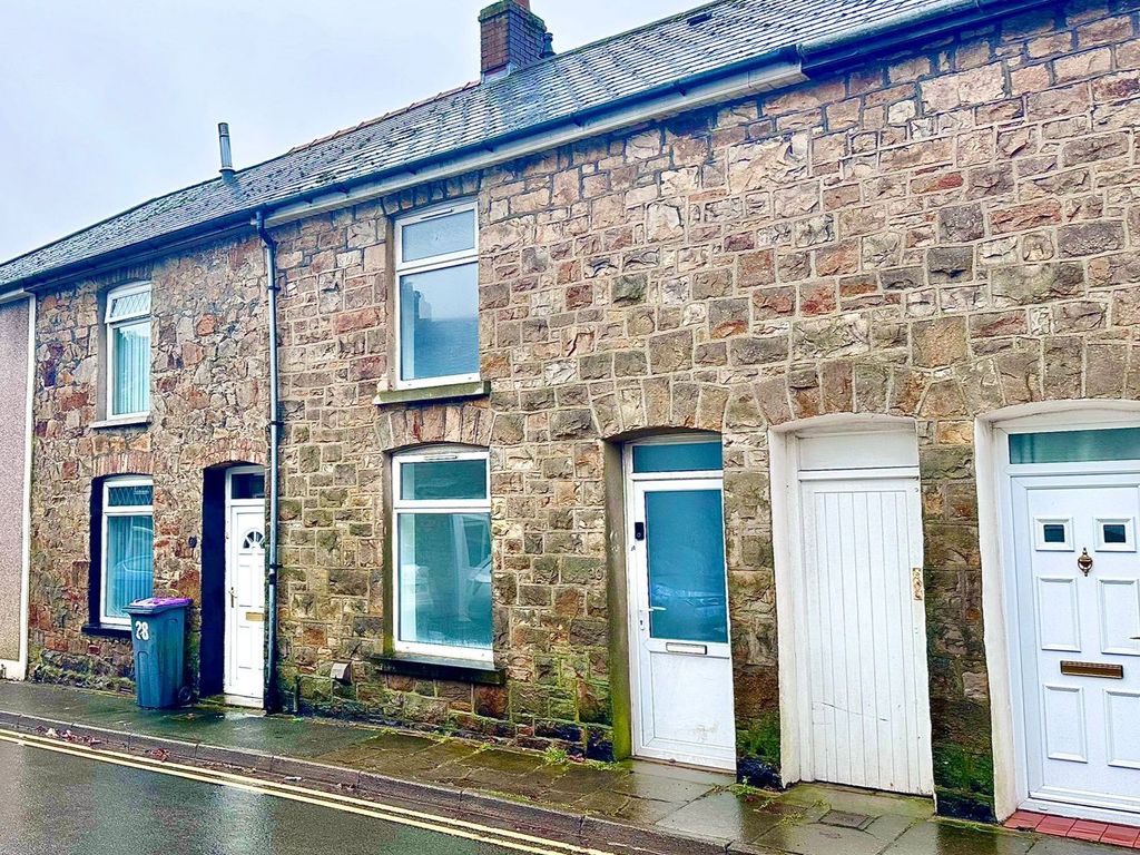 2 bed terraced house to rent in New William Street, Blaenavon