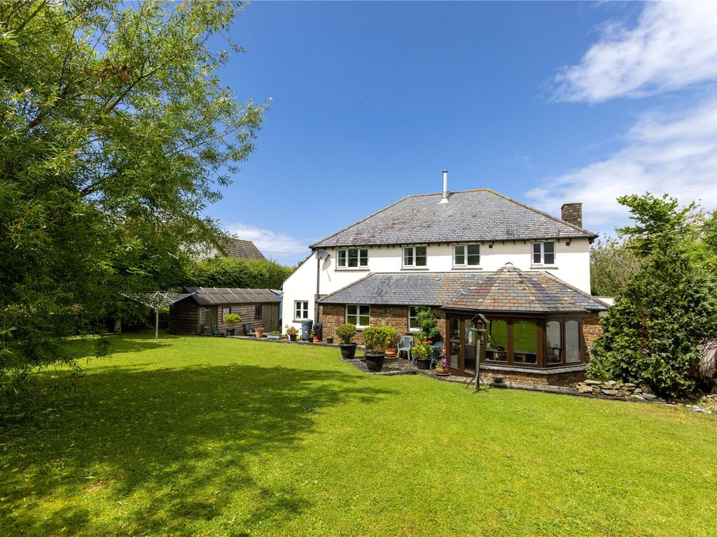 4 bed detached house for sale in Hilton Road, Marhamchurch, Bude