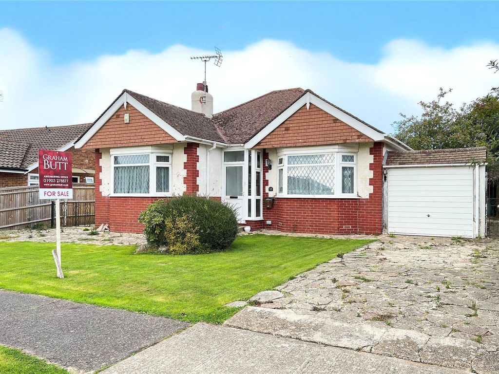 3 bed bungalow for sale in Chantryfield Road, Angmering, Littlehampton