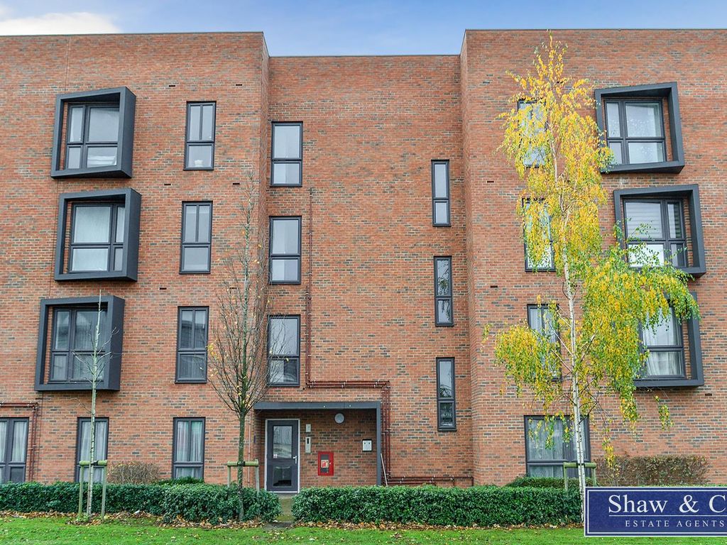 2 bed property for sale in Parkway Trading Estate, Cranford Lane