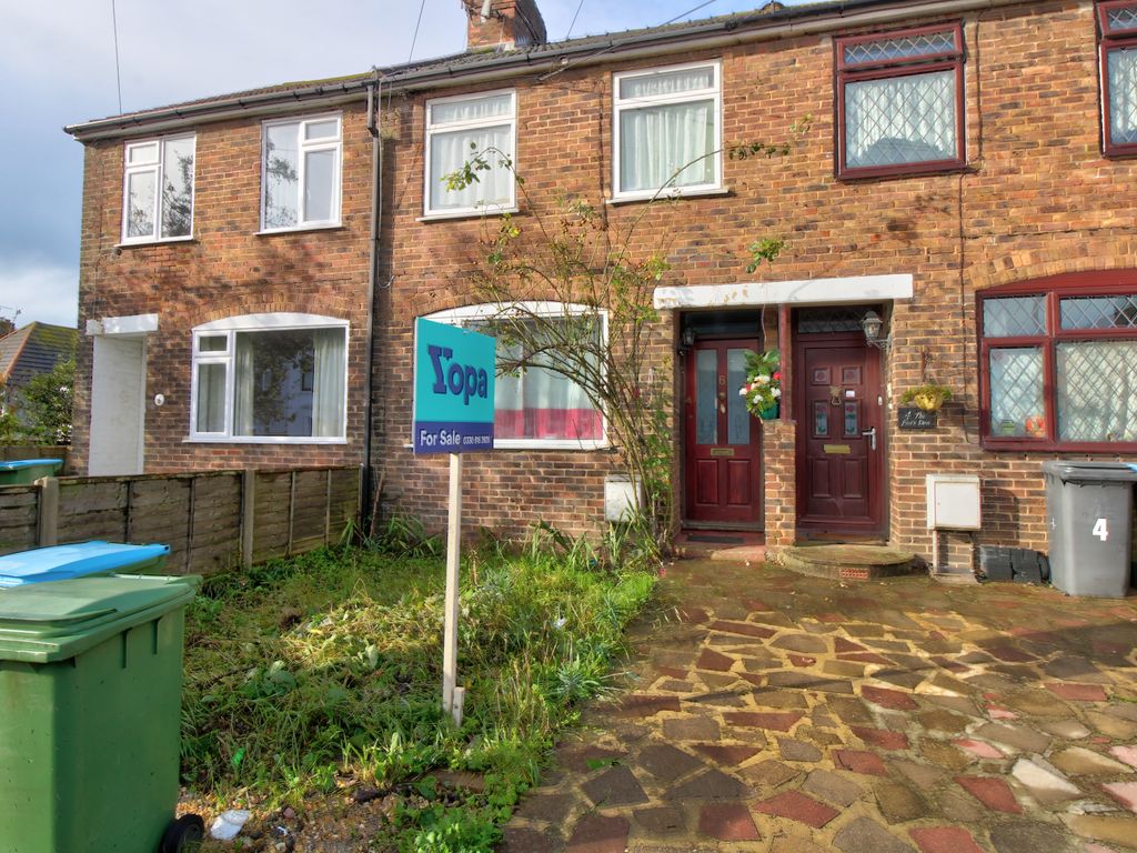3 bed terraced house for sale in Beaconsfield Road, Wick, Littlehampton