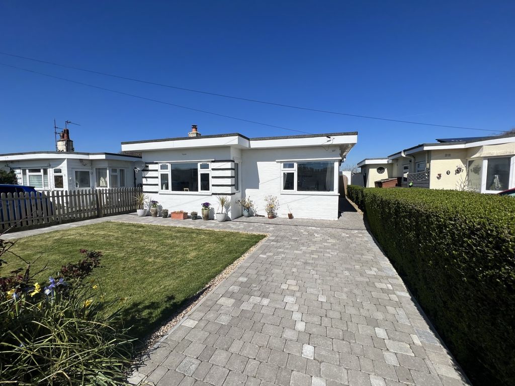 2 bed detached bungalow for sale in Westham Drive, Pevensey BN24 Zoopla