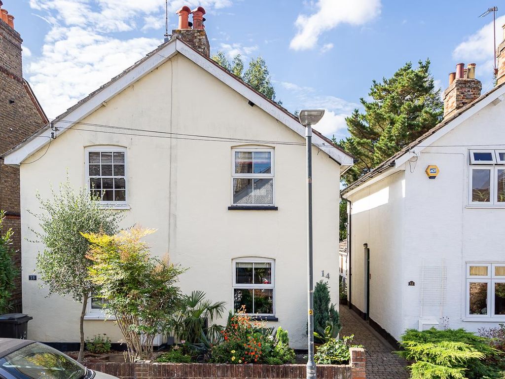 2 bed property for sale in Trinity Grove, Hertford SG14 Zoopla