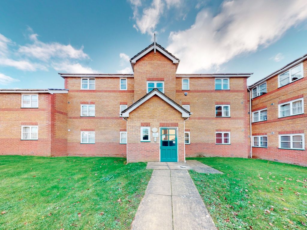 2 bed flat for sale in Norwood Close, Cricklewood, London NW2 Zoopla