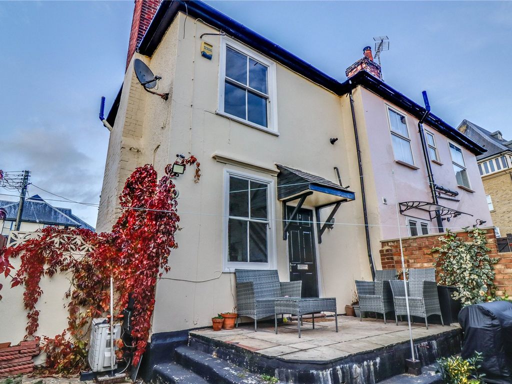 1 bed terraced house for sale in The Laurels, Railway Street CM7, £