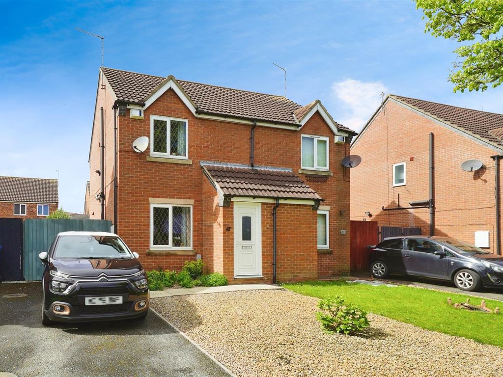 2 bed semidetached house for sale in Priory Grove, Hull HU4, £145,000