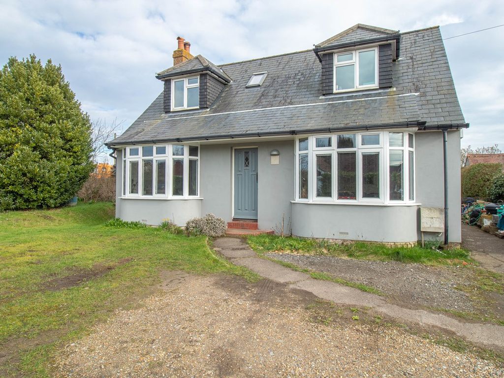 4 bed detached house for sale in Thorne Crescent, Bexhill On Sea TN39