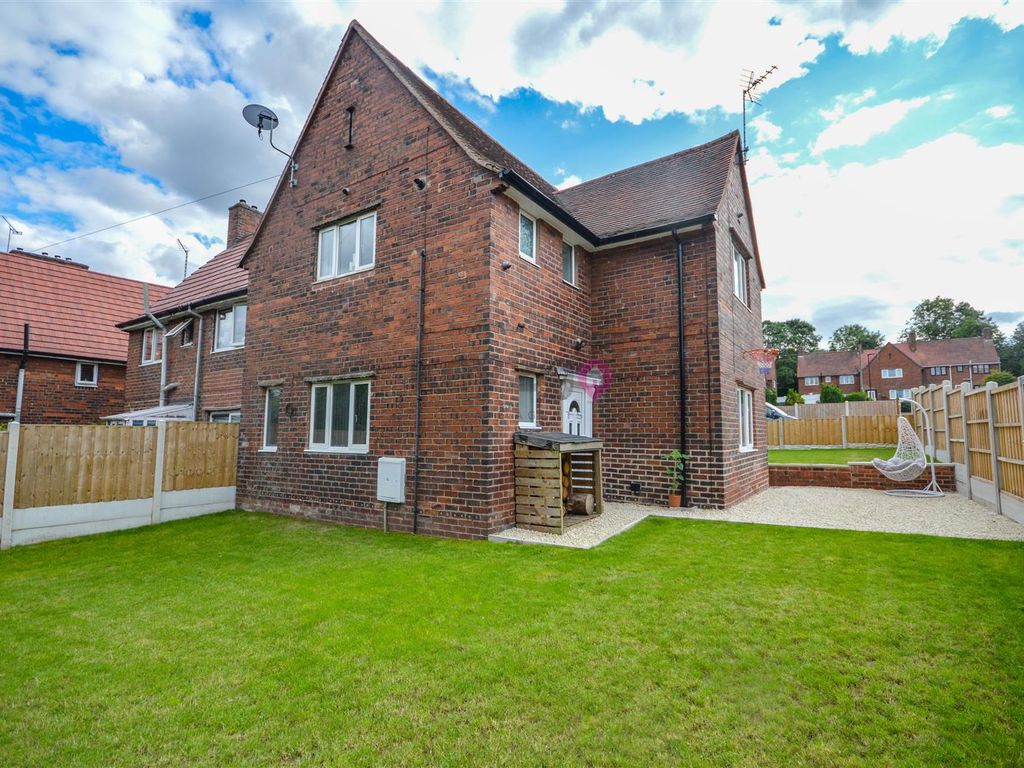 3 bed semidetached house for sale in High Street, Mosborough