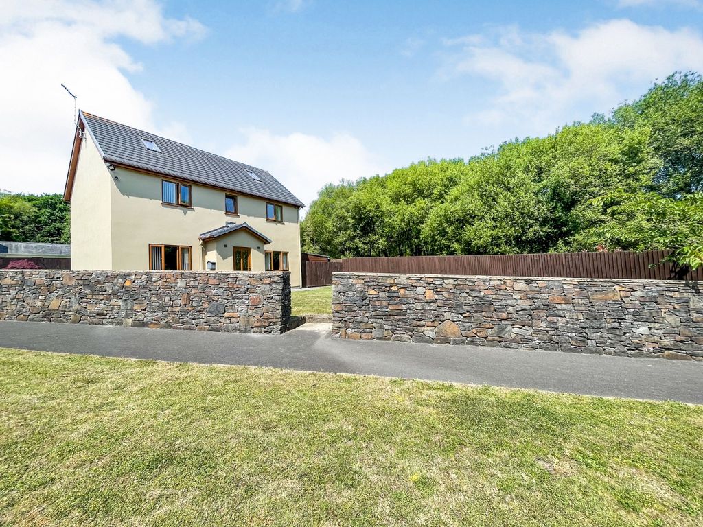 5 bed detached house for sale in Nyth Aderyn, Llangyfelach Road