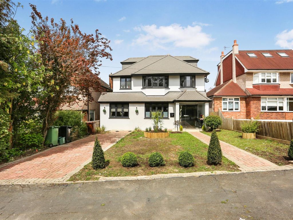 7 bed detached house for sale in Northey Avenue, Sutton SM2, £1,500,000