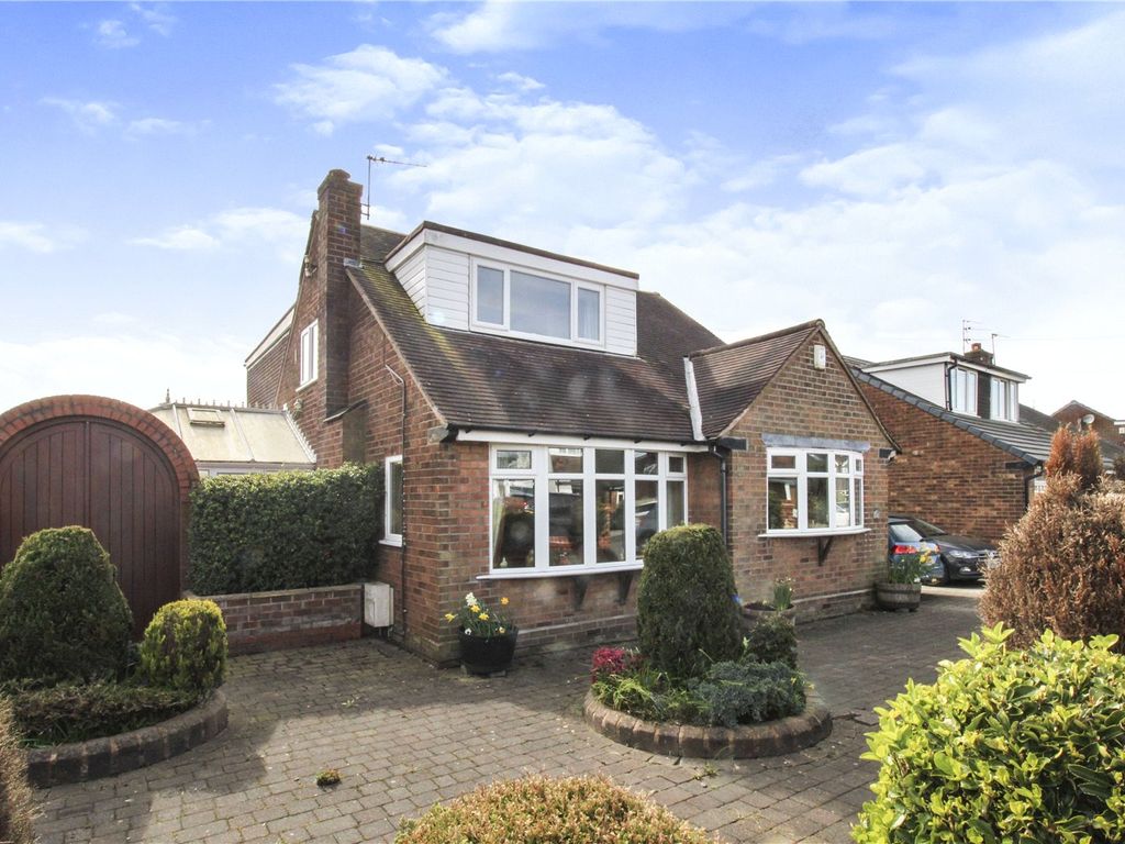 3 bed bungalow for sale in Moss Bank Road, Wardley, Swinton, Manchester