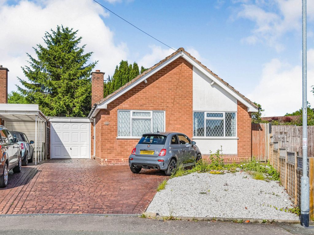 2 bed bungalow for sale in Lansdowne Crescent, Tamworth B77, £210,000