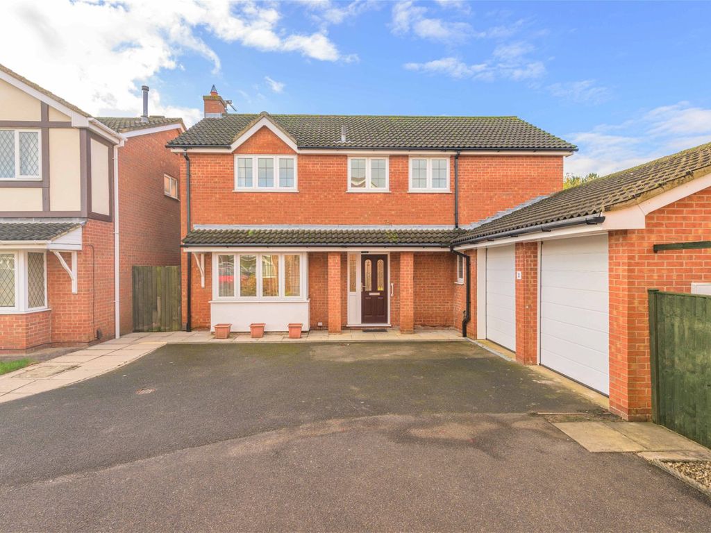 4 bed detached house for sale in Birchwood Close, Gonerby Hill Foot