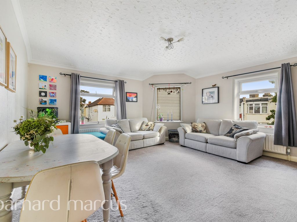 3 bed flat for sale in Westbourne Road, Croydon CR0, £350,000 Zoopla