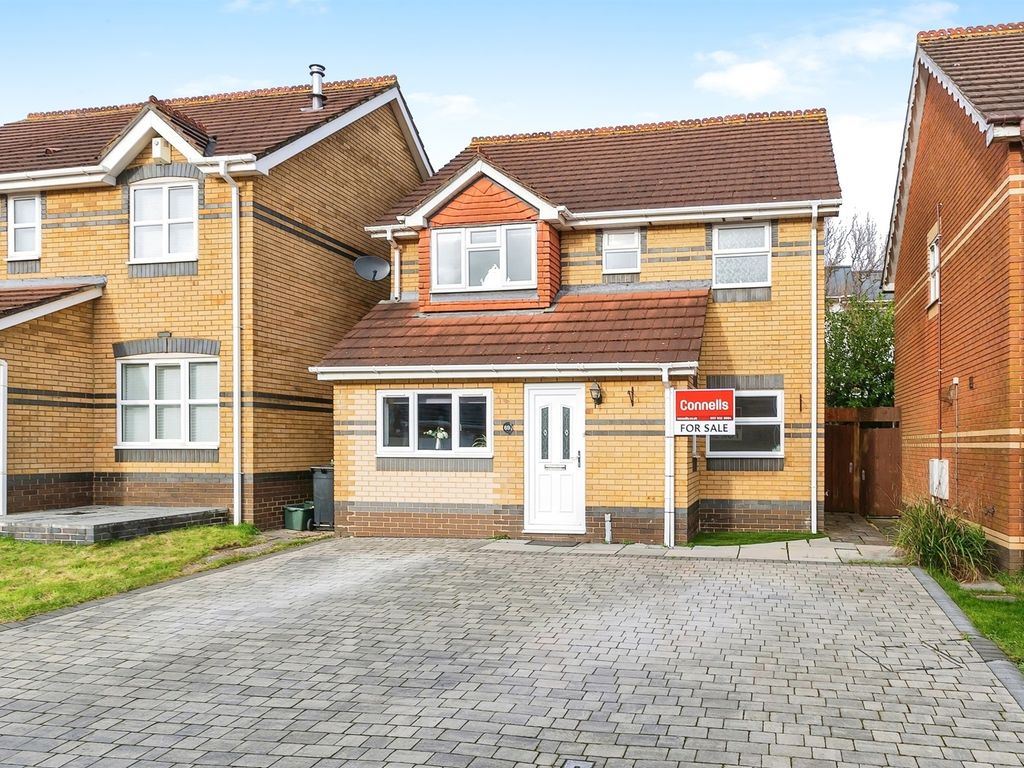 3 bed detached house for sale in Gover Road, Hanham, Bristol BS15, £