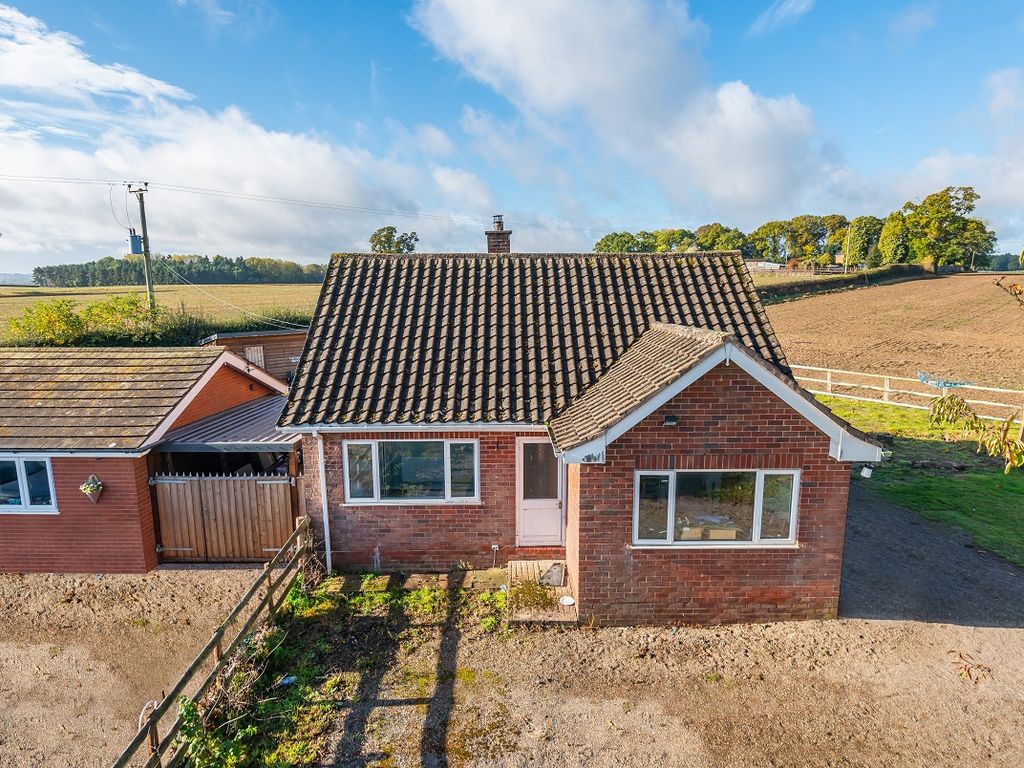2 bed detached bungalow for sale in Kinlet, Bewdley DY12 Zoopla