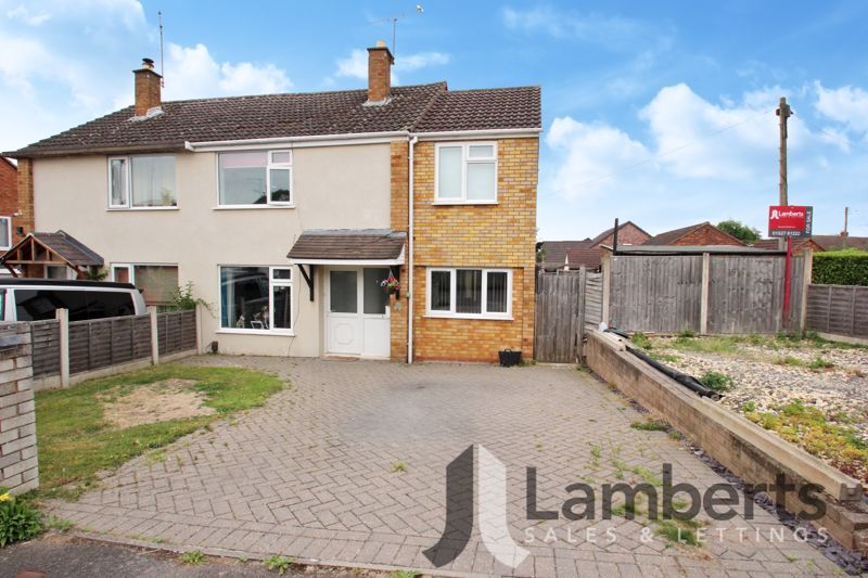 3 bed semidetached house for sale in Eden Close, Studley B80 Zoopla