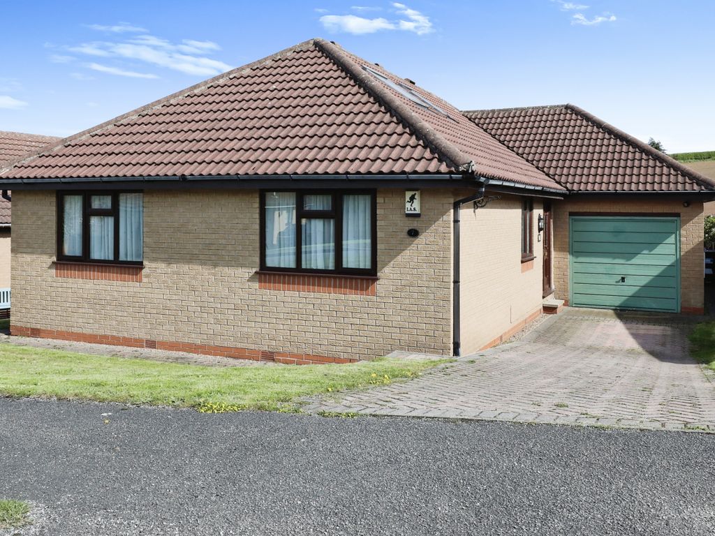 5 bed bungalow for sale in Peck Mill View, Kiveton Park Station