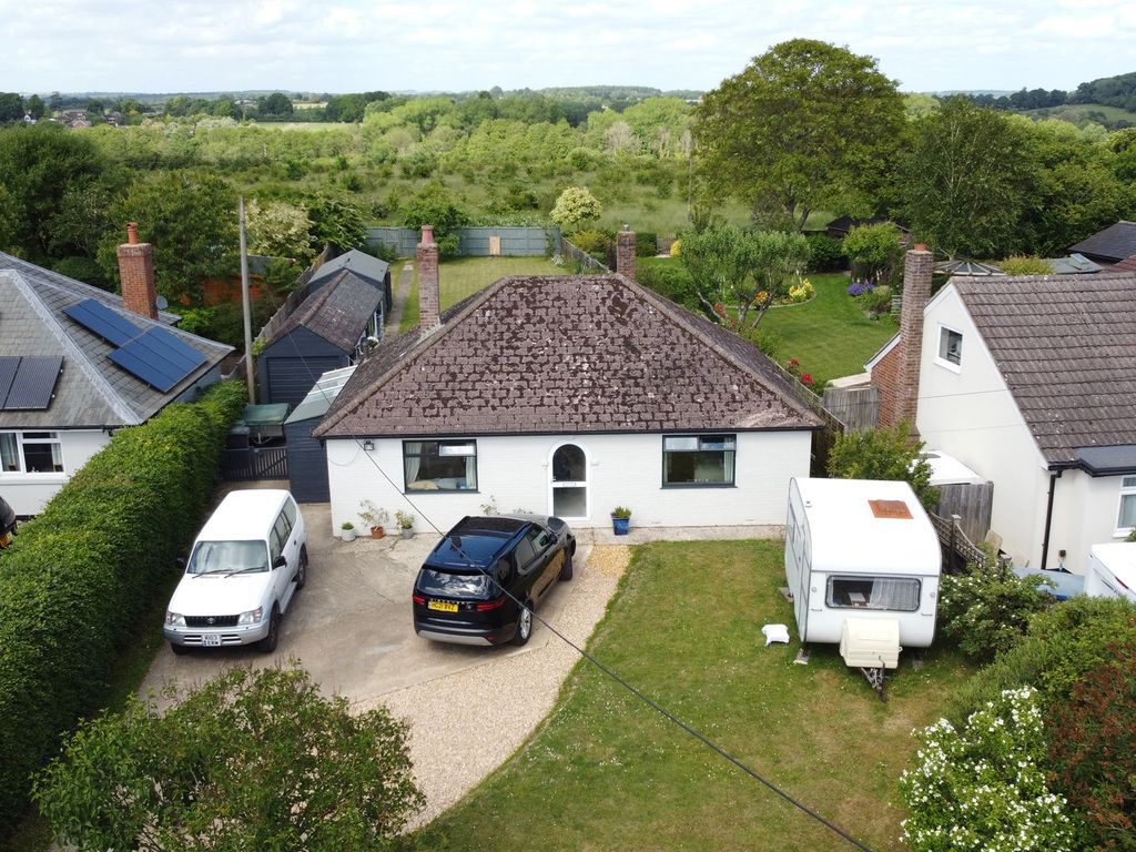 2 bed detached bungalow for sale in Micheldever Road, Whitchurch RG28