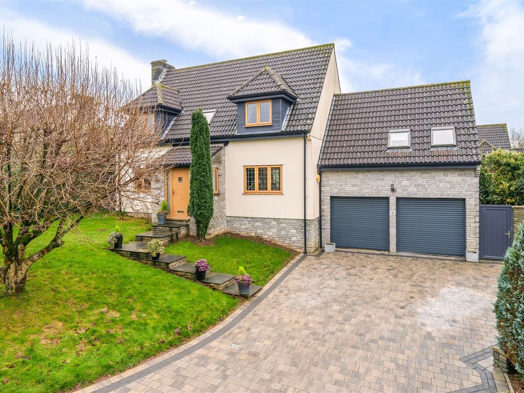4 bed detached house for sale in Oaktree Close, Woodlands, Ivybridge