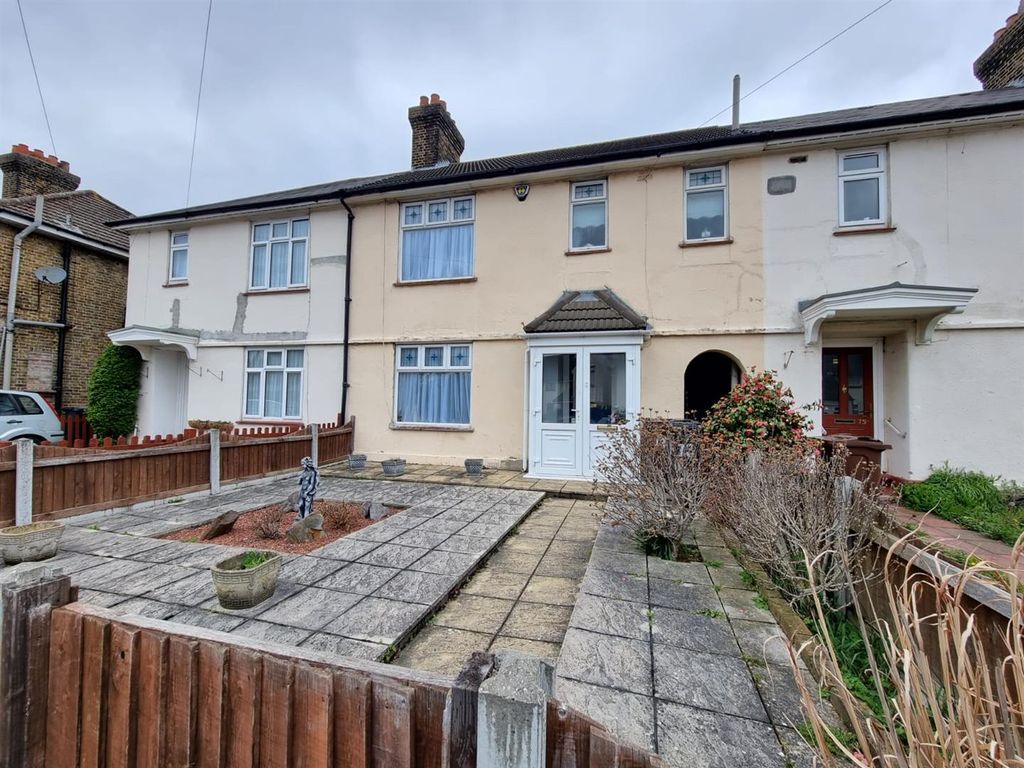 3 bed property for sale in Sisley Road, Barking IG11 Zoopla
