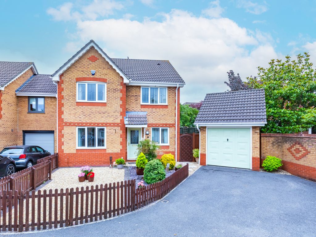 4 bed detached house for sale in Rushy Way, Emersons Green, Bristol