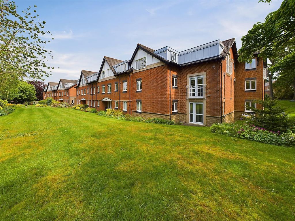 1 bed flat for sale in Dryden Road, Low Fell, Gateshead NE9, £69,950