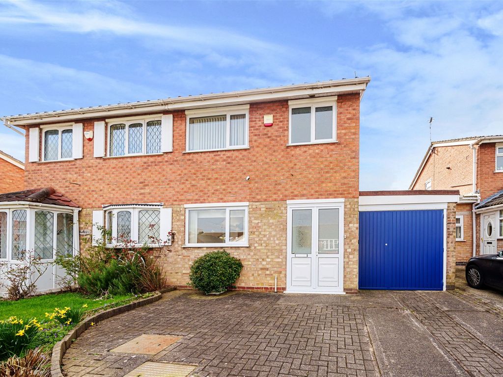 3 bed semidetached house for sale in Bramble Way, Braunstone