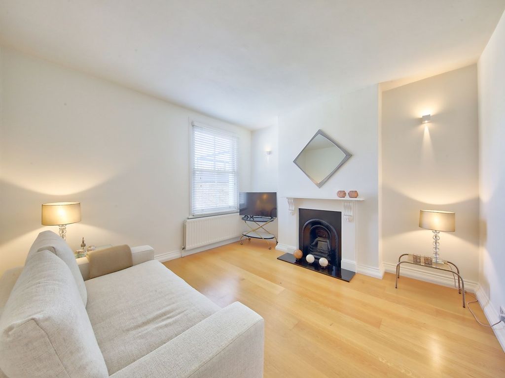 2 bed flat for sale in Northcote Road, London SW11 Zoopla