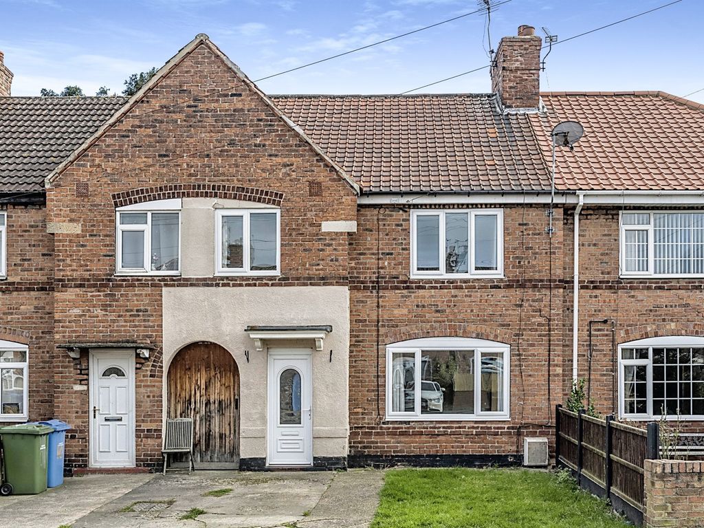 3 bed terraced house for sale in Suffolk Grove, Bircotes, Doncaster