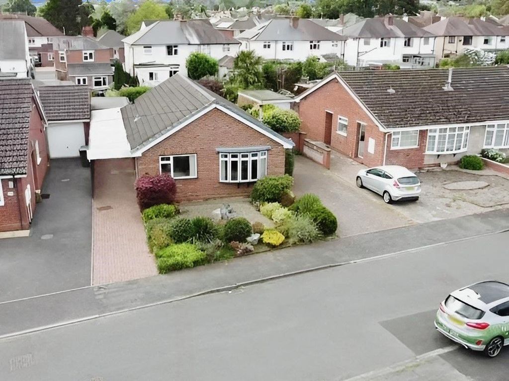 2 bed bungalow for sale in Beechfield Drive, Marlpool, Kidderminster
