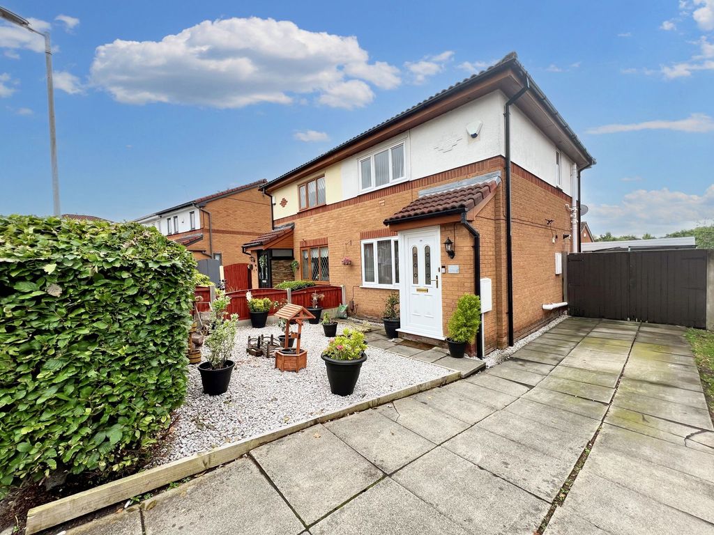 2 bed semidetached house for sale in Newry Road, Eccles M30, £210,000