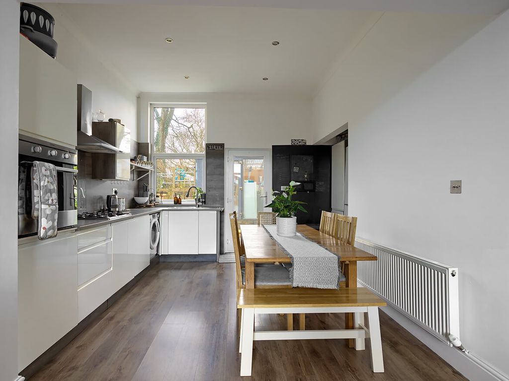 3 bed semidetached house for sale in Towneley Road, Longridge, La PR3