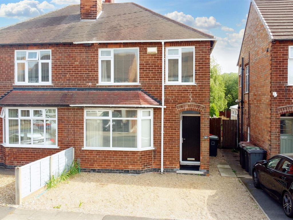 3 bed semidetached house for sale in Central Avenue, Stapleford