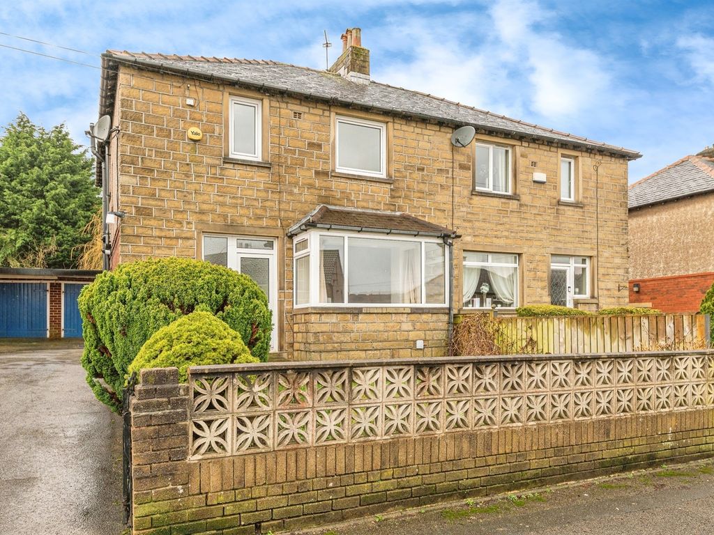 4 bed semidetached house for sale in Grange Road, Golcar, Huddersfield