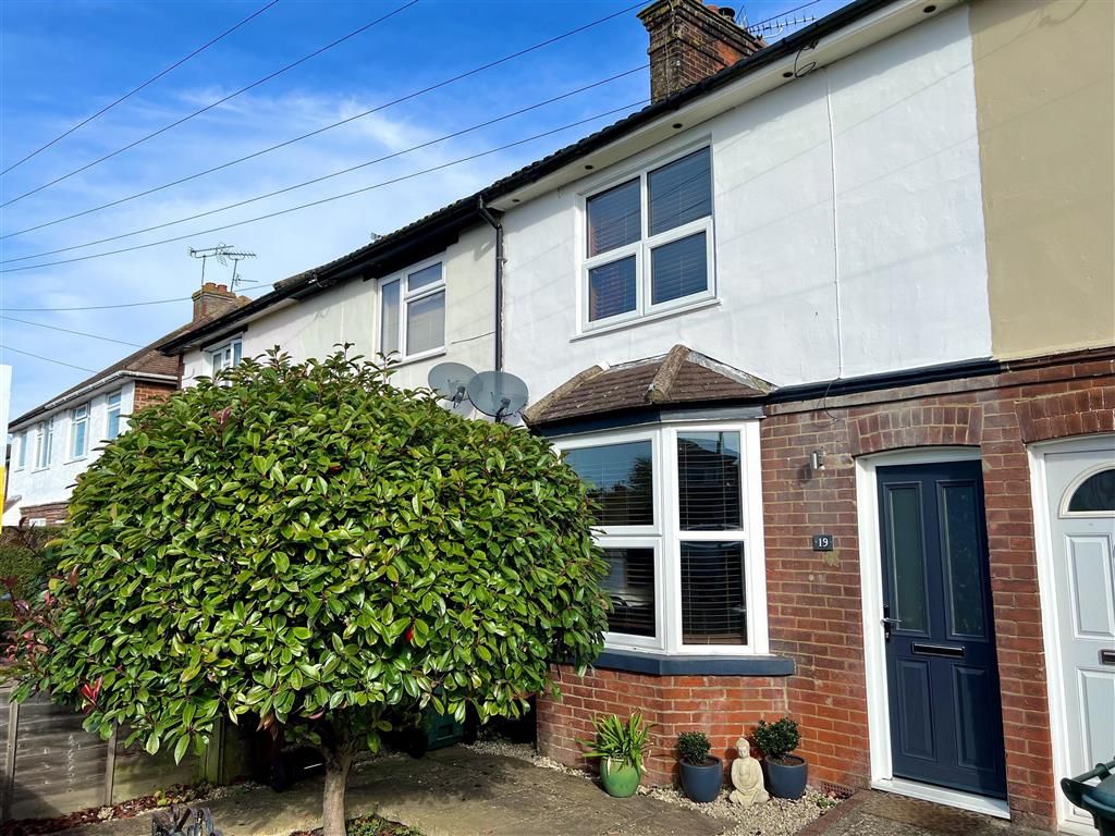 3 bed terraced house for sale in Glover Road, Willesborough, Ashford