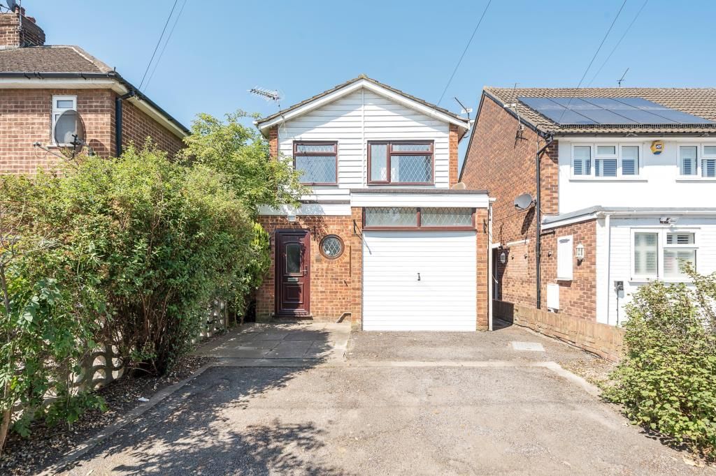 3 bed detached house for sale in Slough, Berkshire SL1, £485,000 Zoopla