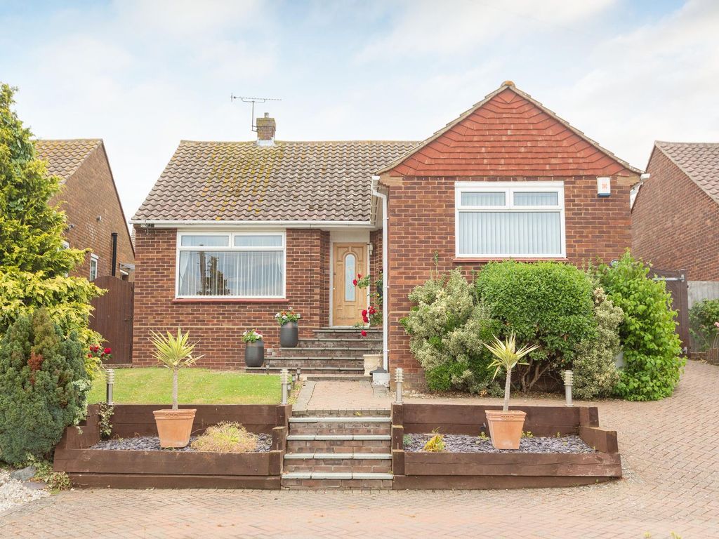 3 bed detached bungalow for sale in Strode Park Road, Herne Bay CT6, £