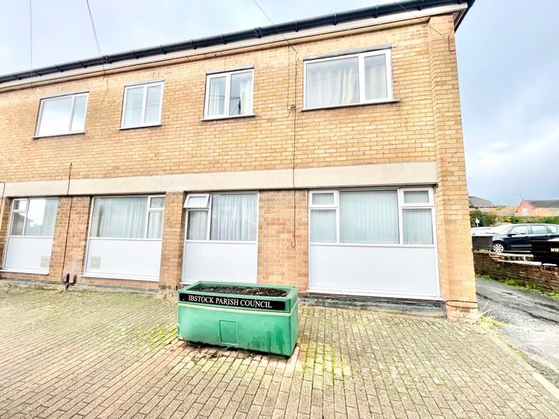 2 bed flat for sale in Sperry Court, Chapel Street, Ibstock LE67, £