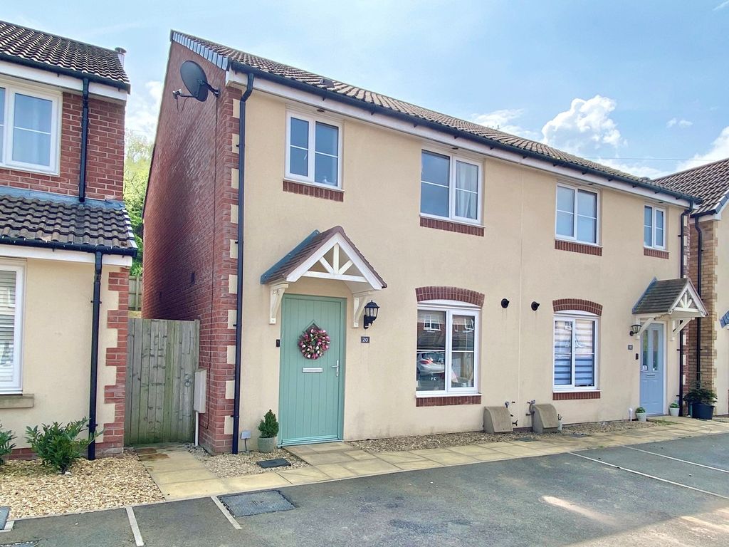 3 bed semidetached house for sale in Bailey Crescent, Langstone