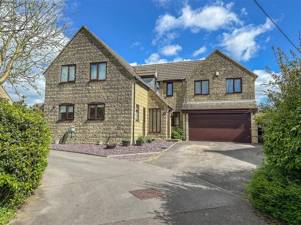 5 bed detached house for sale in The Close, Lydiard Millicent, Swindon