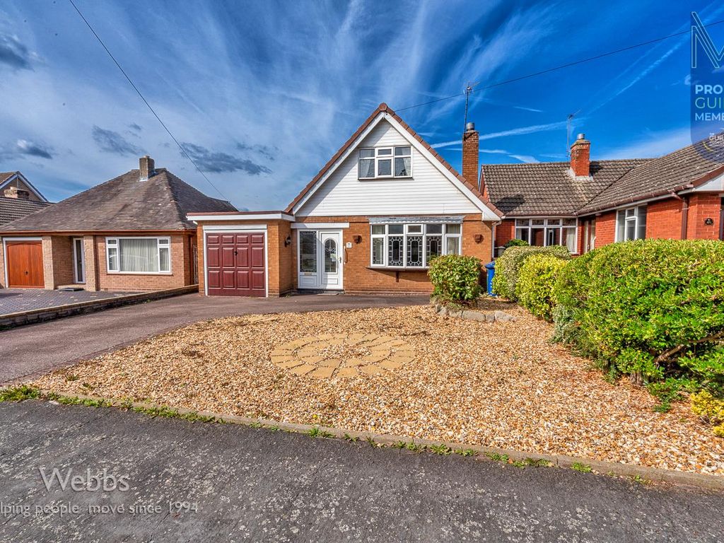3 bed detached bungalow for sale in Bideford Way, Cannock WS11 Zoopla
