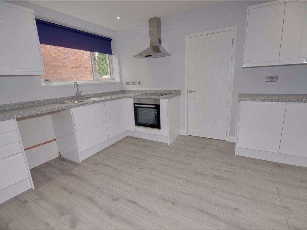 3 bed semidetached house to rent in Woodlands Road, Woodlands DN6 Zoopla