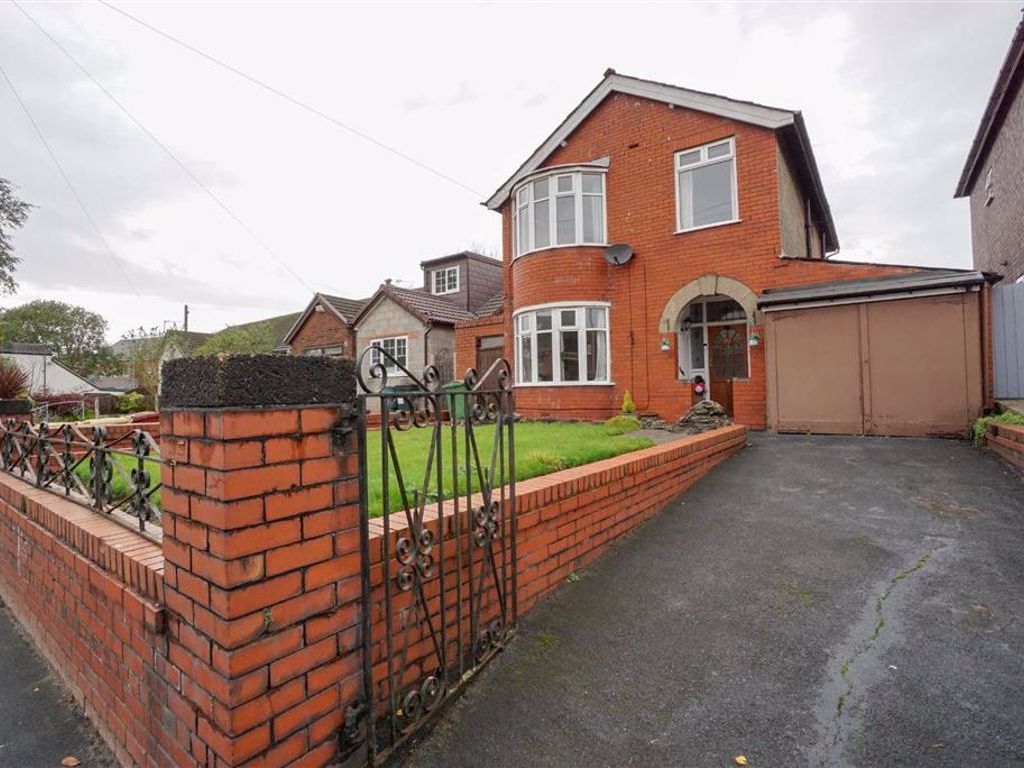 3 bed detached house for sale in Bolton Road, Westhoughton, Bolton BL5