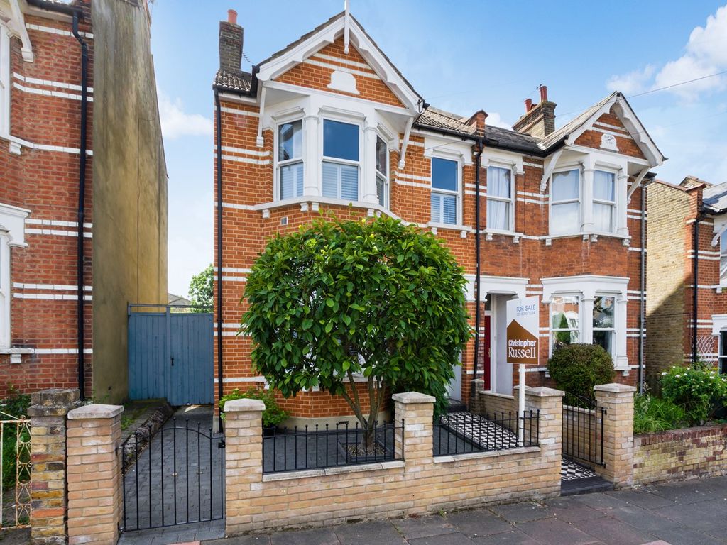 4 bed semidetached house for sale in Hamilton Road, Sidcup DA15 Zoopla