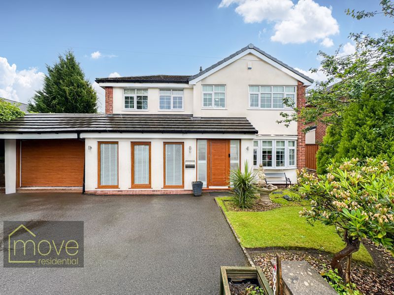 5 bed detached house for sale in Court Avenue, Halewood Village