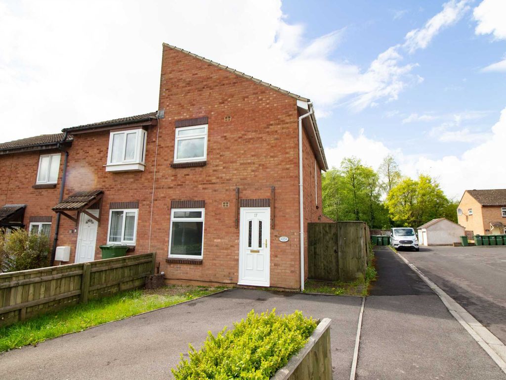 3 bed end terrace house for sale in Larchfield Close, Frome BA11 Zoopla