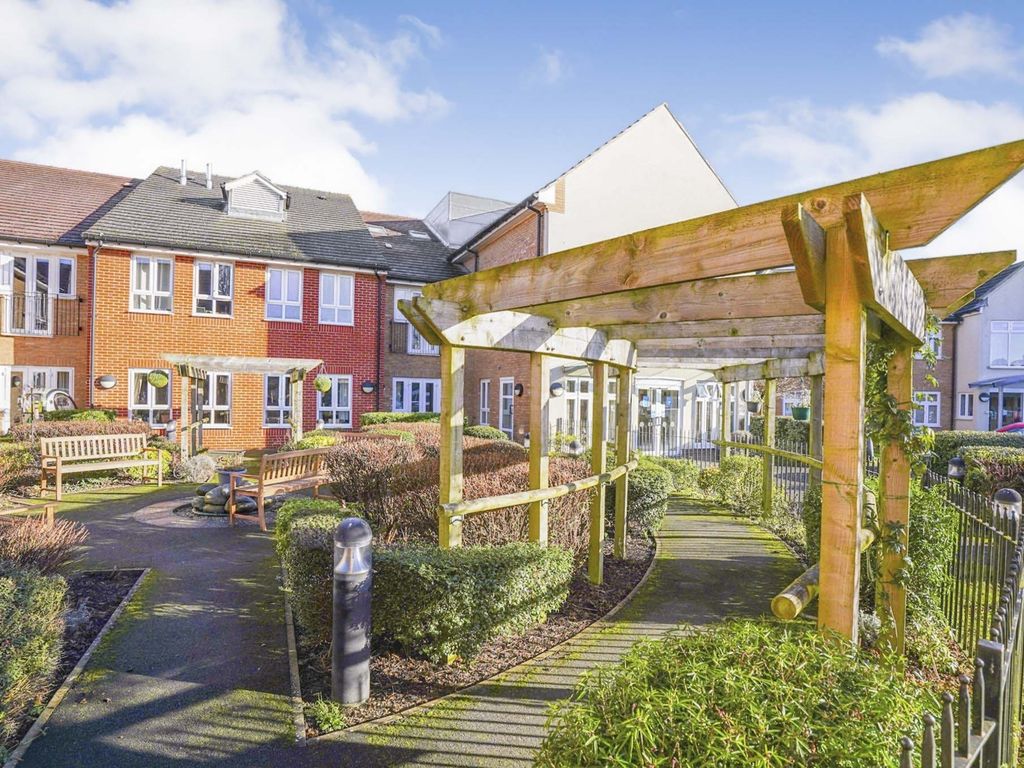 Coach House Mews, Bicester OX26  